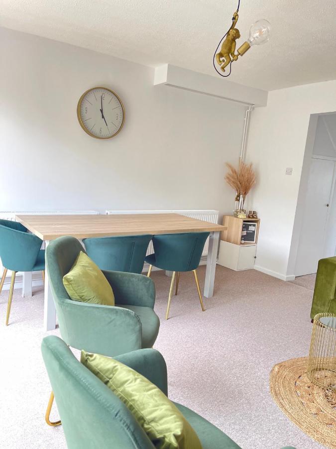 Holiday home Jade's Cozy Retreat: Pet-friendly 2-bed With Garden